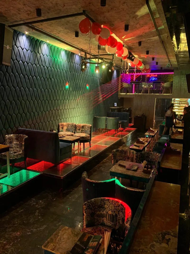 21 Plus Lounge
