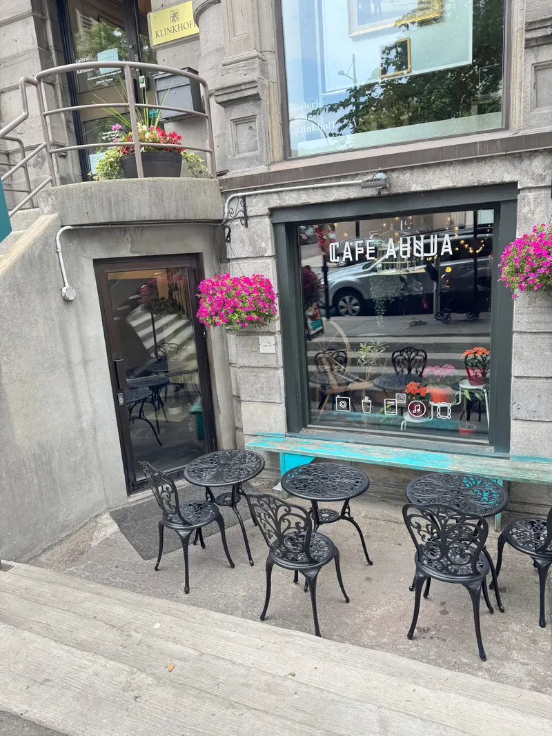 Cafe Aunja