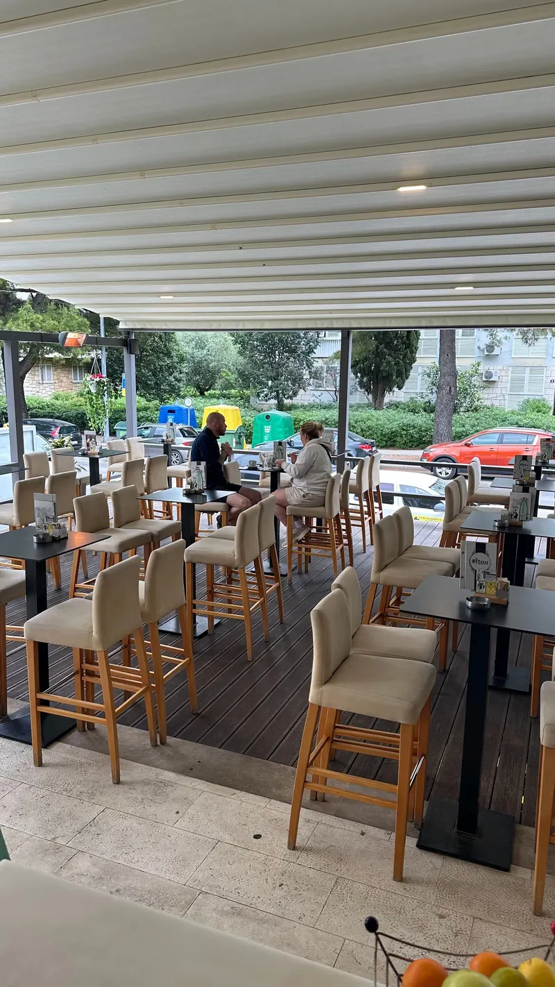 Caffe Bar MaBelle