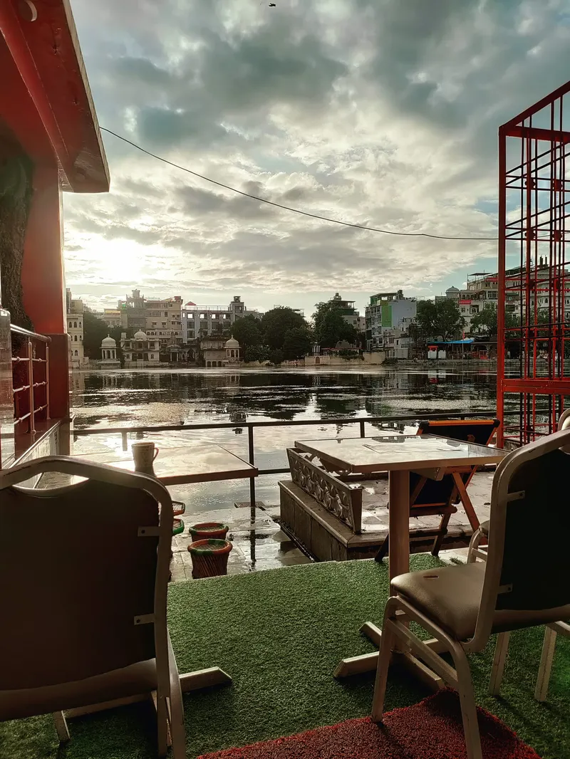 LaVista By Karan Rooftop Restaurant and cafe in Inside Chandpole, Udaipur