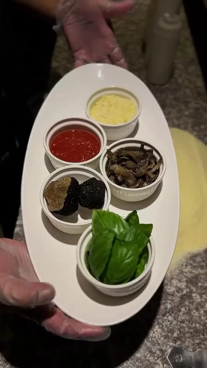 Ritzi Italian Restaurant Dubai Marina