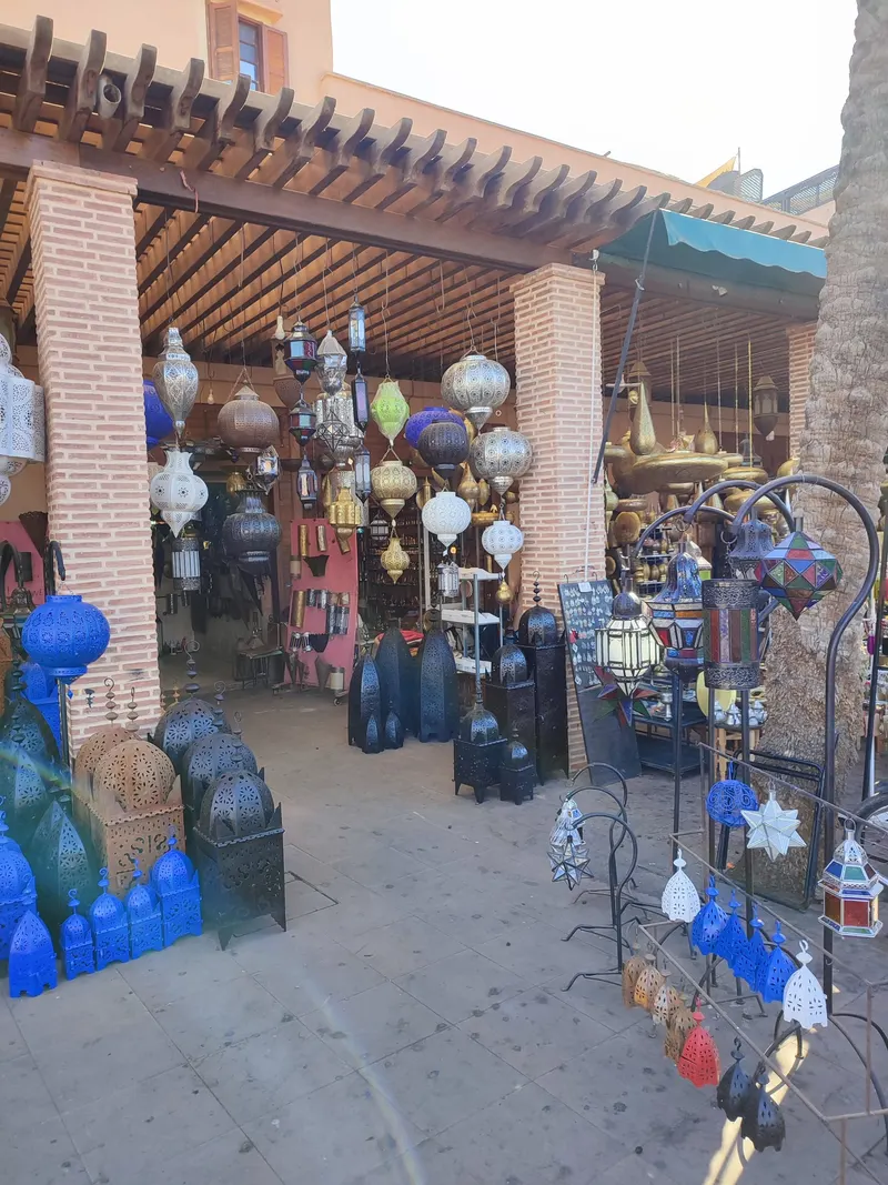 Marché Aux Epices de la place des Ferblantiers (ancien quartier Juif)