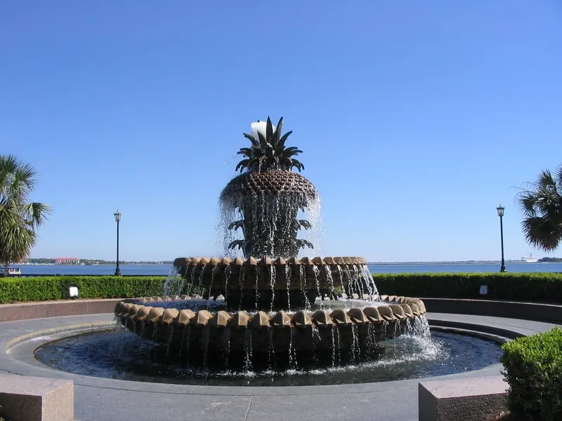 Waterfront Park & Pineapple Fountain in Charleston