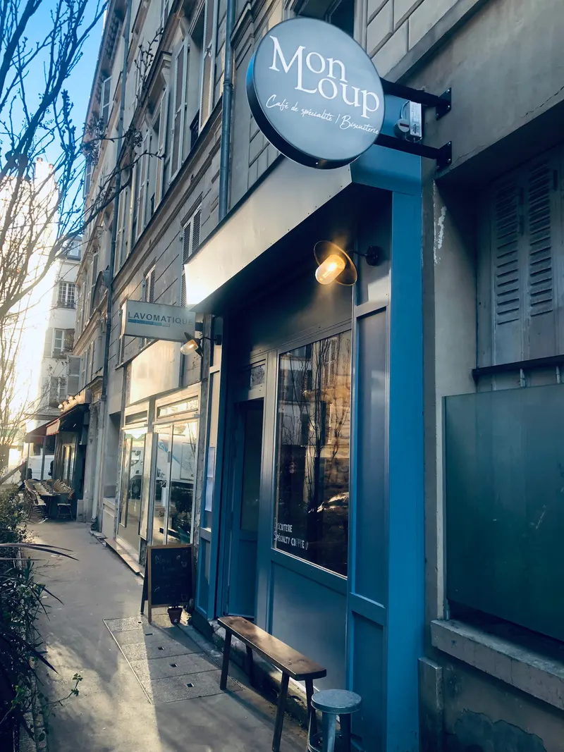 Mon Loup Coffee in Rochechouart, Paris