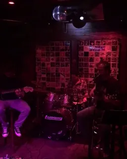 Bougainvillea's Old Florida Tavern