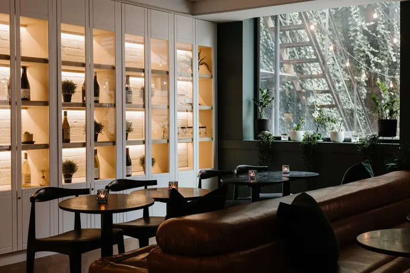 The Annex Hotel Lobby Bar & Café in University, Toronto