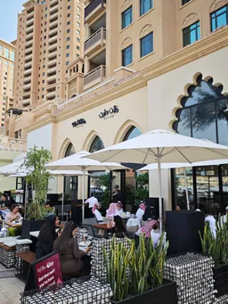 Flat White Specialty Coffee - The Pearl-Qatar