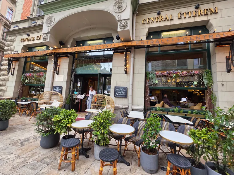 Centrál Grand Cafe & Bar