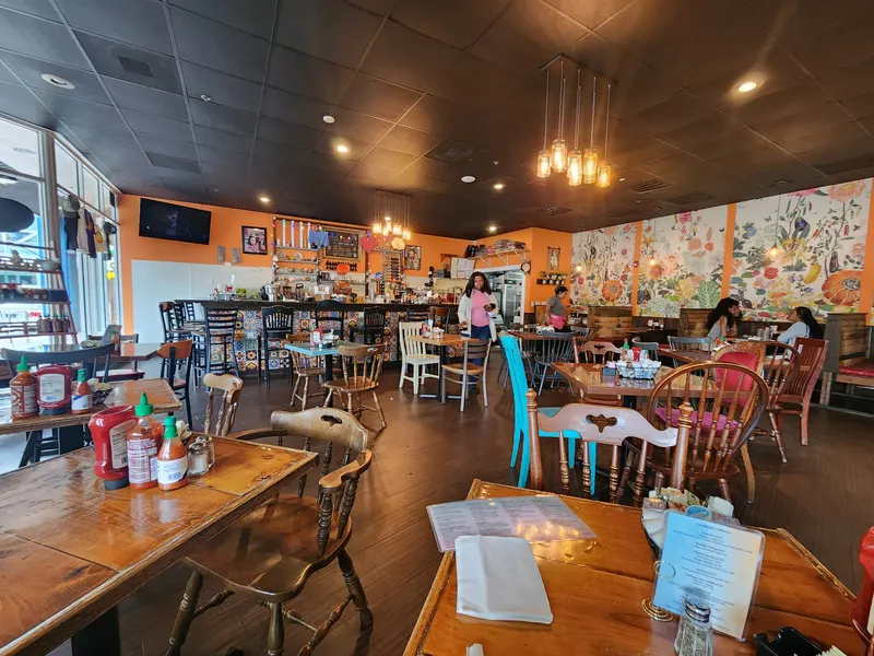 Two Chicks Café