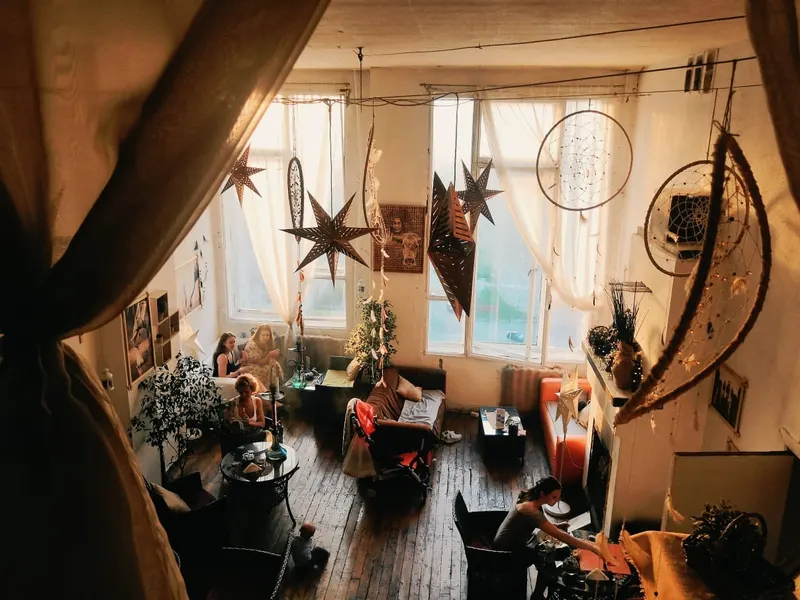 Pentkhaus Podnebesnaya