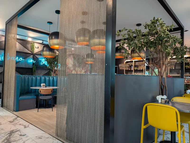 Bistro Café