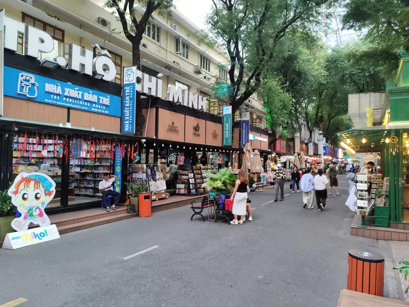 Saigon Book Street