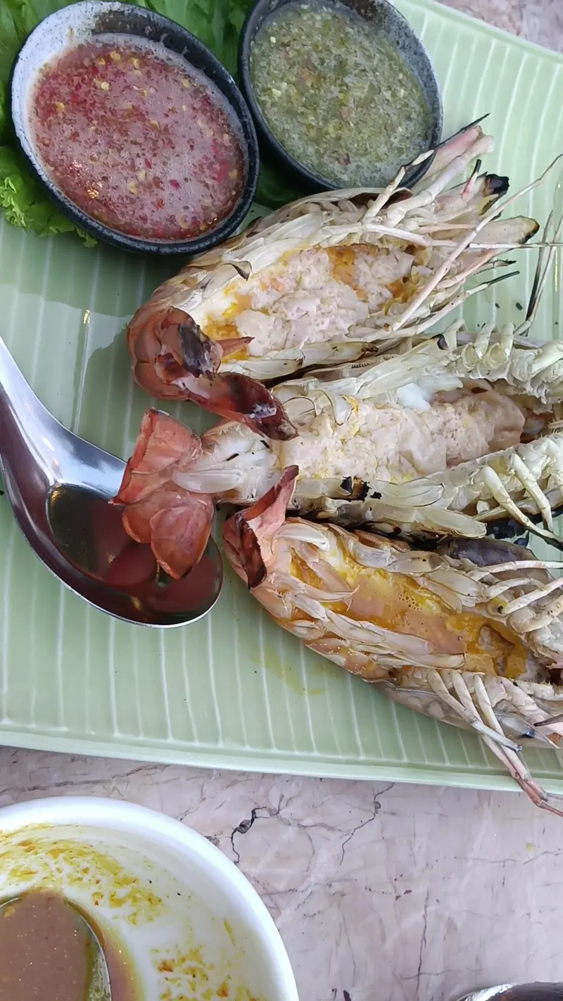 BAN WAYLA RESTAURANT (Maikhao Restaurant)