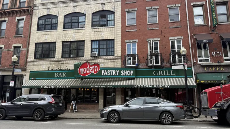 Modern Pastry