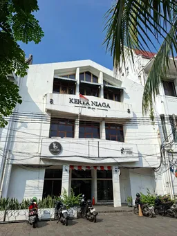 Makutharama Puppet Studio (Toko Wayang Kulit)