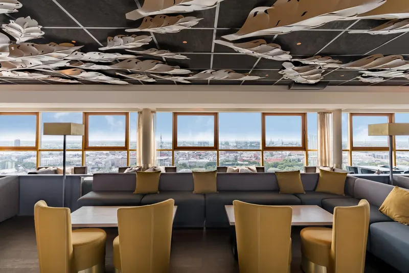 Skyline bar