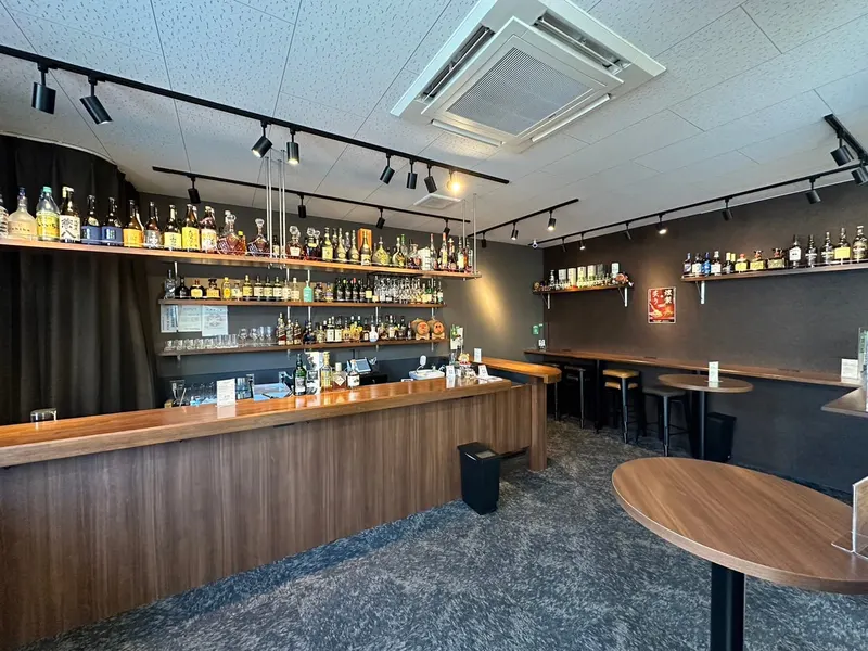 Bar Liquor Museum in Kyoto Toji Osakenobijutsukan Kyototojiten in Minami Ward, Kyoto