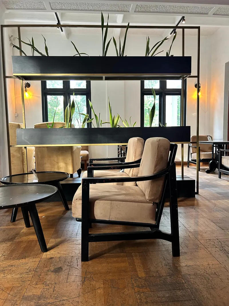 Tea Avenue - Jawatte in Manning Town, Colombo