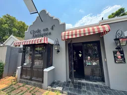 Clyde on 4th Antiques Melville