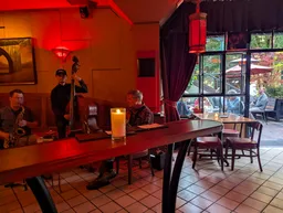 Zig Zag Cafe