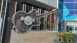 Cenco Costanera Mall Shopping
