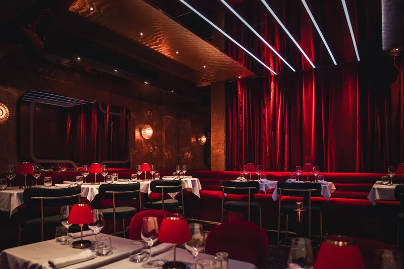 Le Speakeasy Paris, Festive Restaurant & Piano Club, Night Cub.