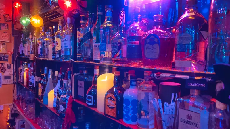 Ken's Bar