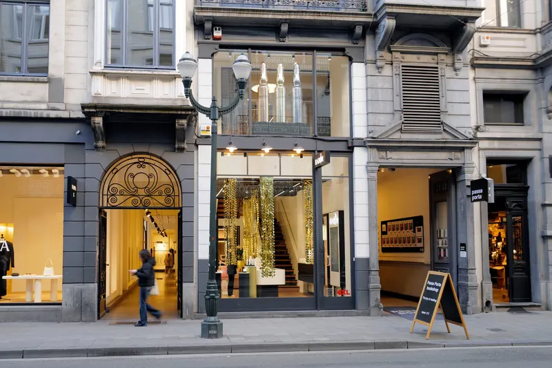 Passa Porta Bookshop