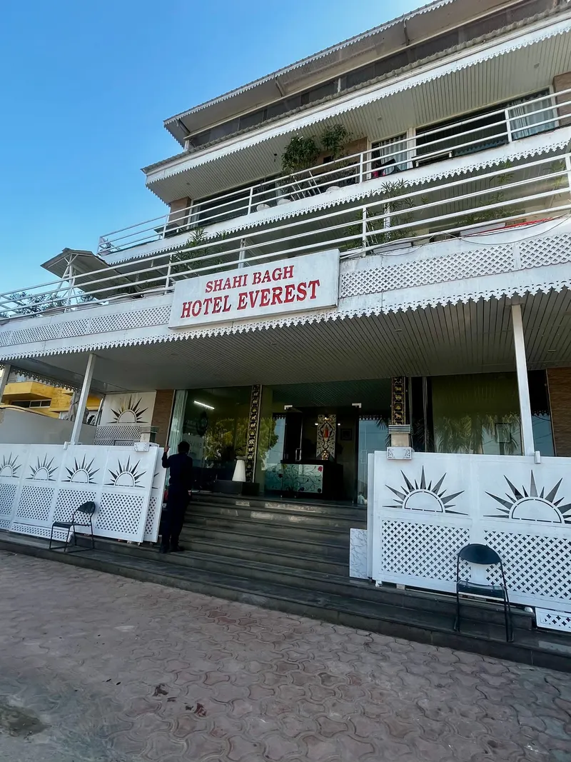 Shahi Bagh Restaurant - Lakeview Rooftop Restaurant in Udaipur with Live Music & Folk Dance