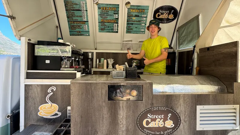 Street Cafe Food Truck