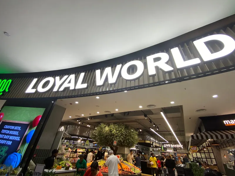 Loyal World Market