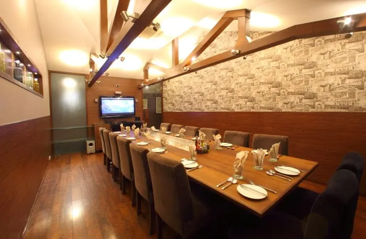 Quattro Ristorante, Lower Parel