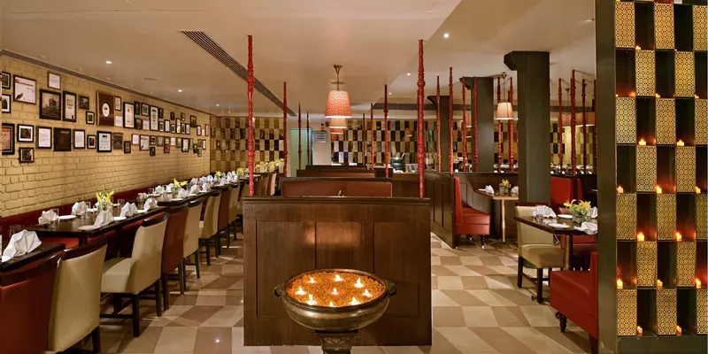 Gulati Restaurant, Pandara Road