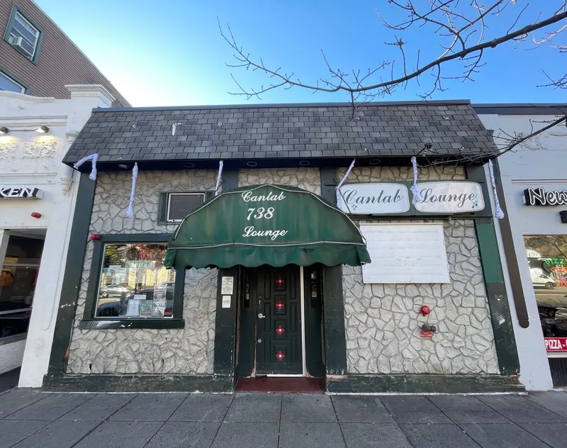 The Cantab Lounge in Central Square, Boston