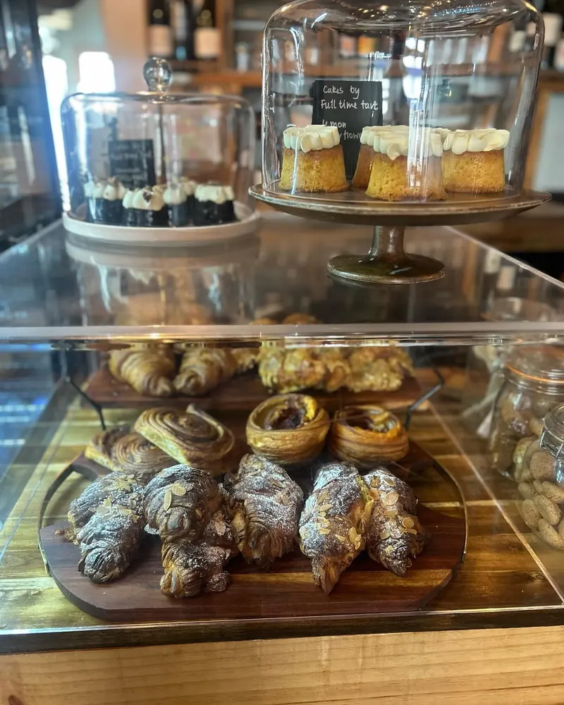 six ounces in Merivale, Christchurch