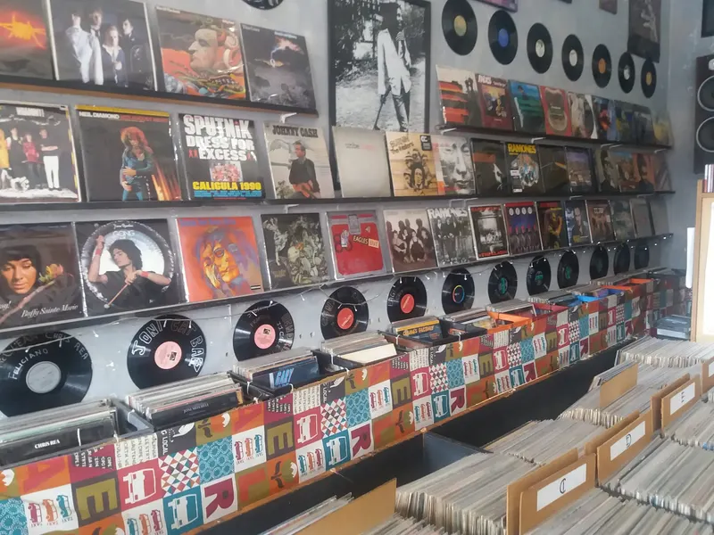 Revolution Records