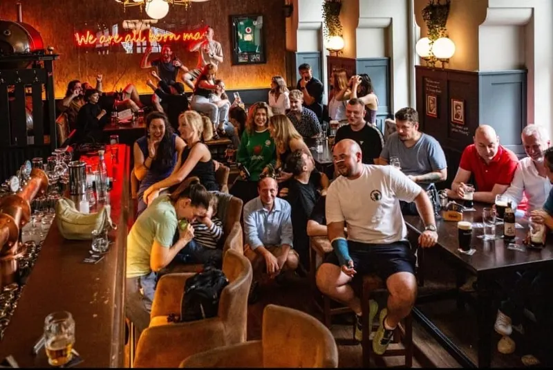 The Long Hall Bar Vienna