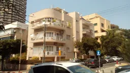 Rothschild Boulevard and the White City