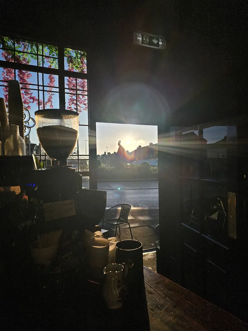 Four Coffee Cafe