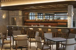 JUNI Bar & Lounge