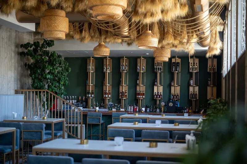 Ria RestoLounge