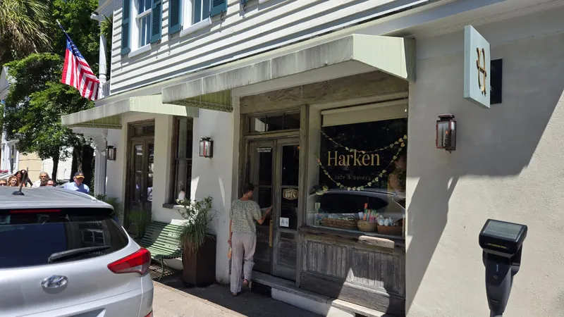 Harken Cafe
