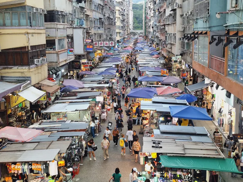 Ladies Market (Mong Kok) in Hong Kong