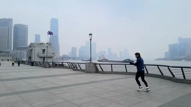 Shanghai Tower & Lujiazui in Shanghai