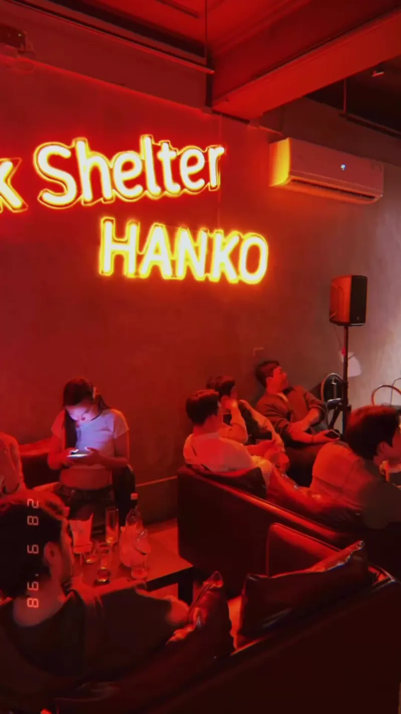 Drunk Shelter Hankou