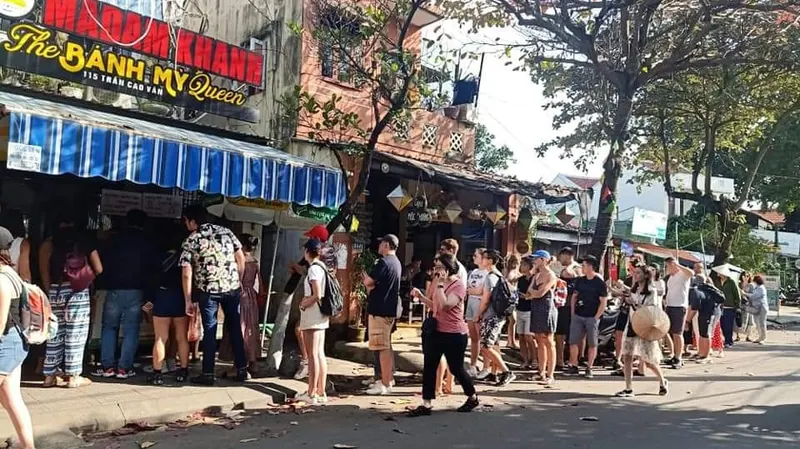 Madam Khanh - The Banh Mi Queen