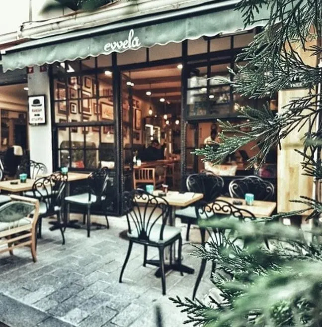 Evvelâ in Hocapaşa, Istanbul