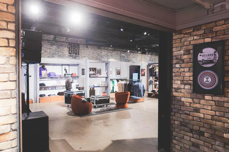 UMusic Shop Camden in Chalk Farm, London