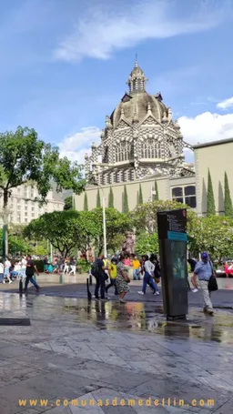 Plaza Botero and Museo de Antioquia