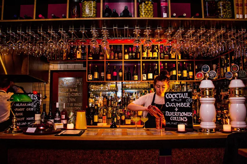 Vesuvio Jazz & Tapas Bar